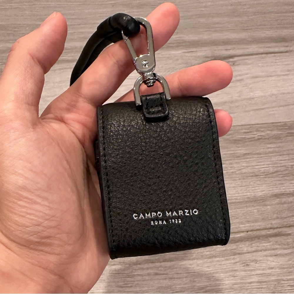 Campo Marzio Black Leather Airport Pro Holder with Lanyard